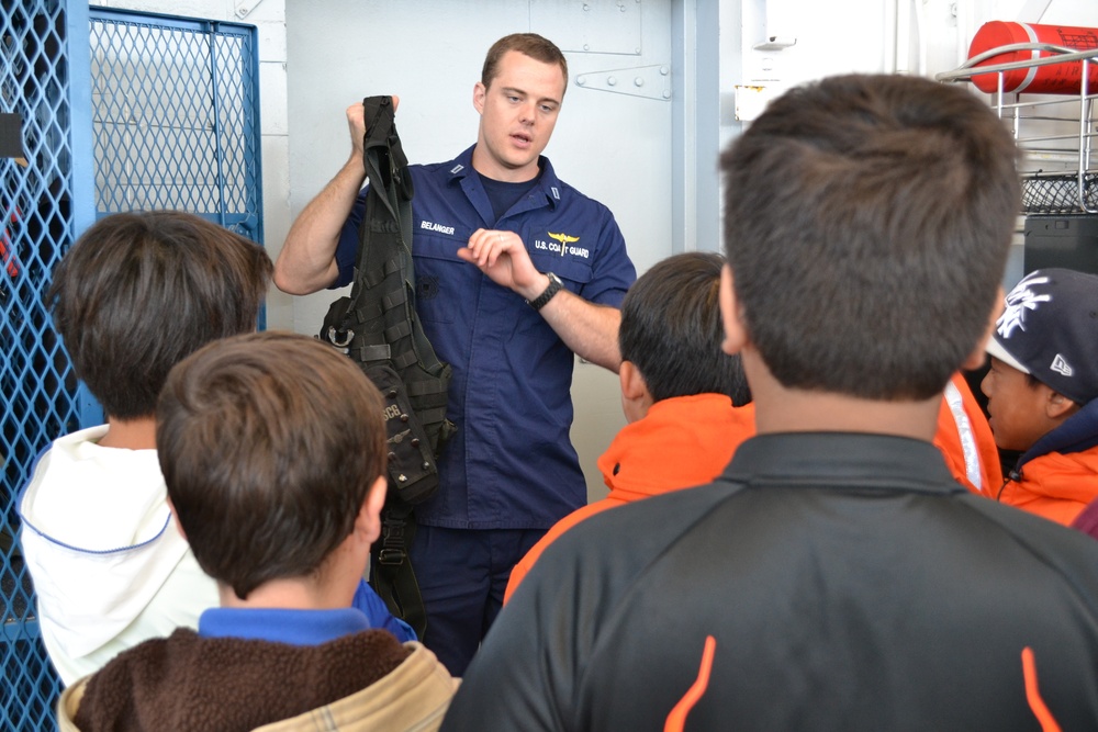 Pilot Provides Air Station Tour