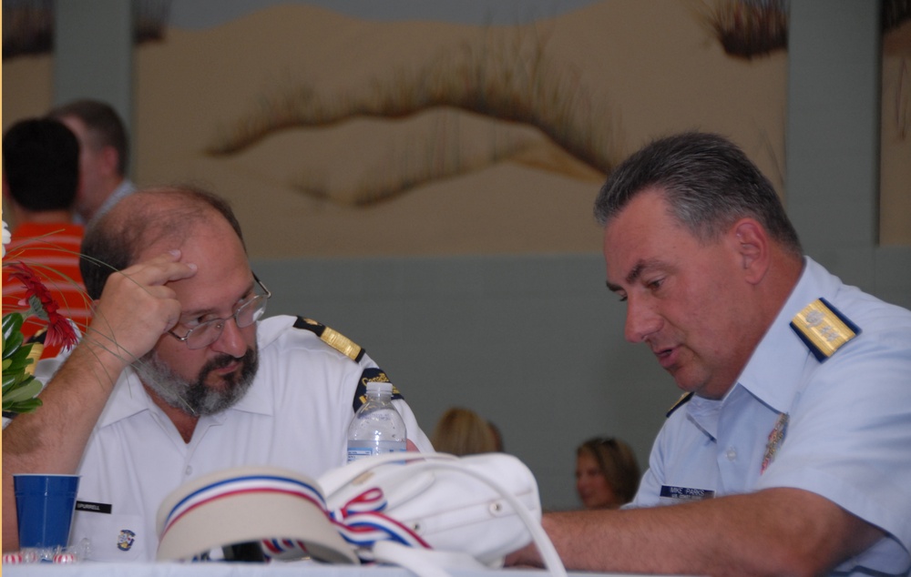 Canadian and Coast Guard Leadership meet in Grand Haven, Mich.