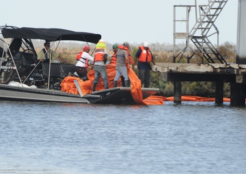 Coast Guard conducts pollution response in Myrtle Grove post Hurricane Isaac