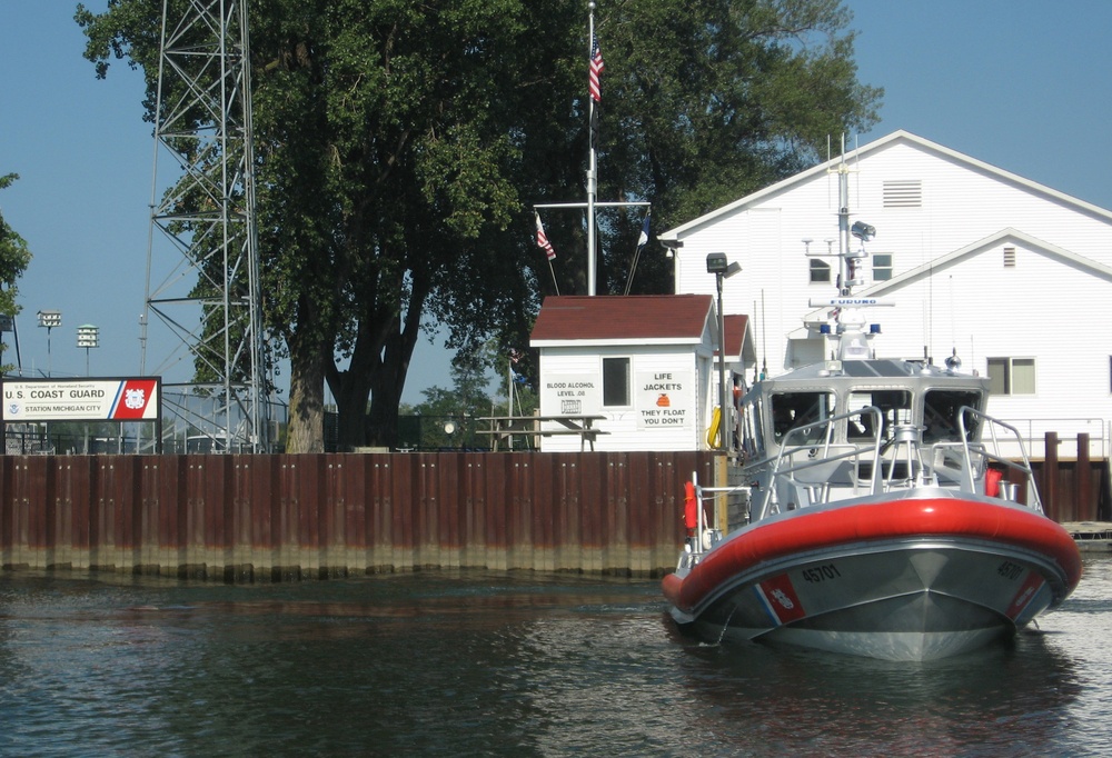 Station Michigan City accepts 45-foot RB-M