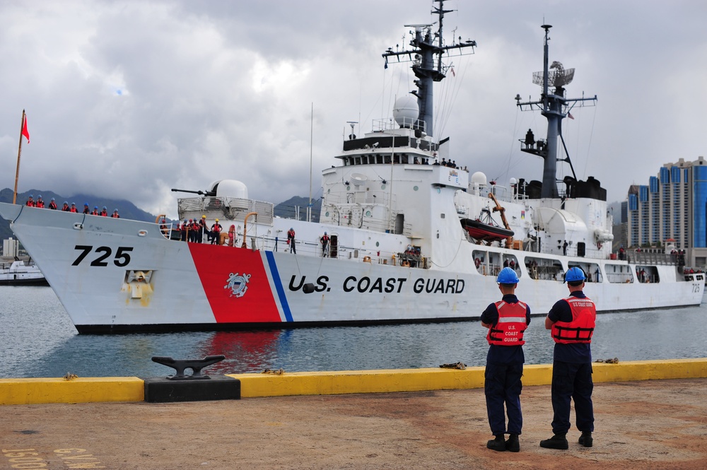 Coast Guard Cutter Jarvis Returns From Final Patr