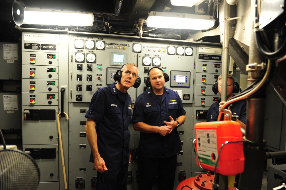 ViceAdm visits Webber