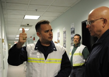 Coast Guard Commandant visits Hurricane Sandy Unified Command