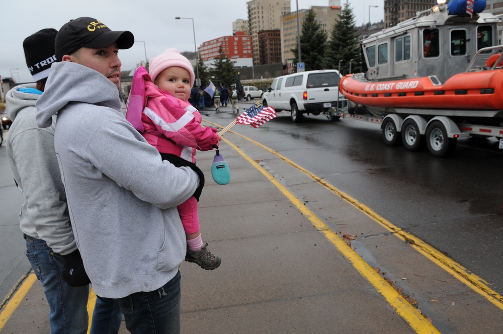 Duluth, Minn., Veteran's Day Parade