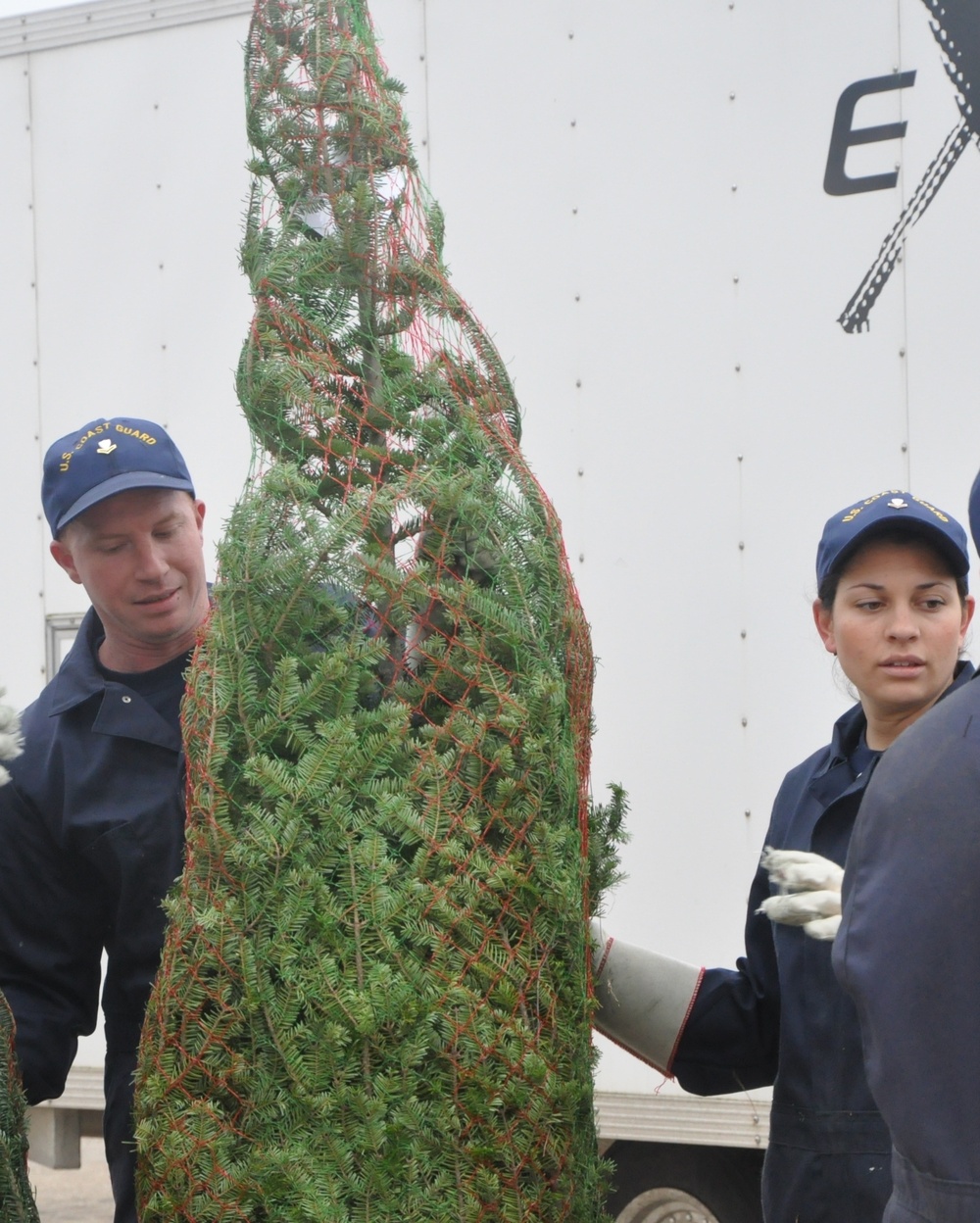 Crew of Coast Guard Cutter Mackinaw prepares for Christmas Ship journey to Chicago