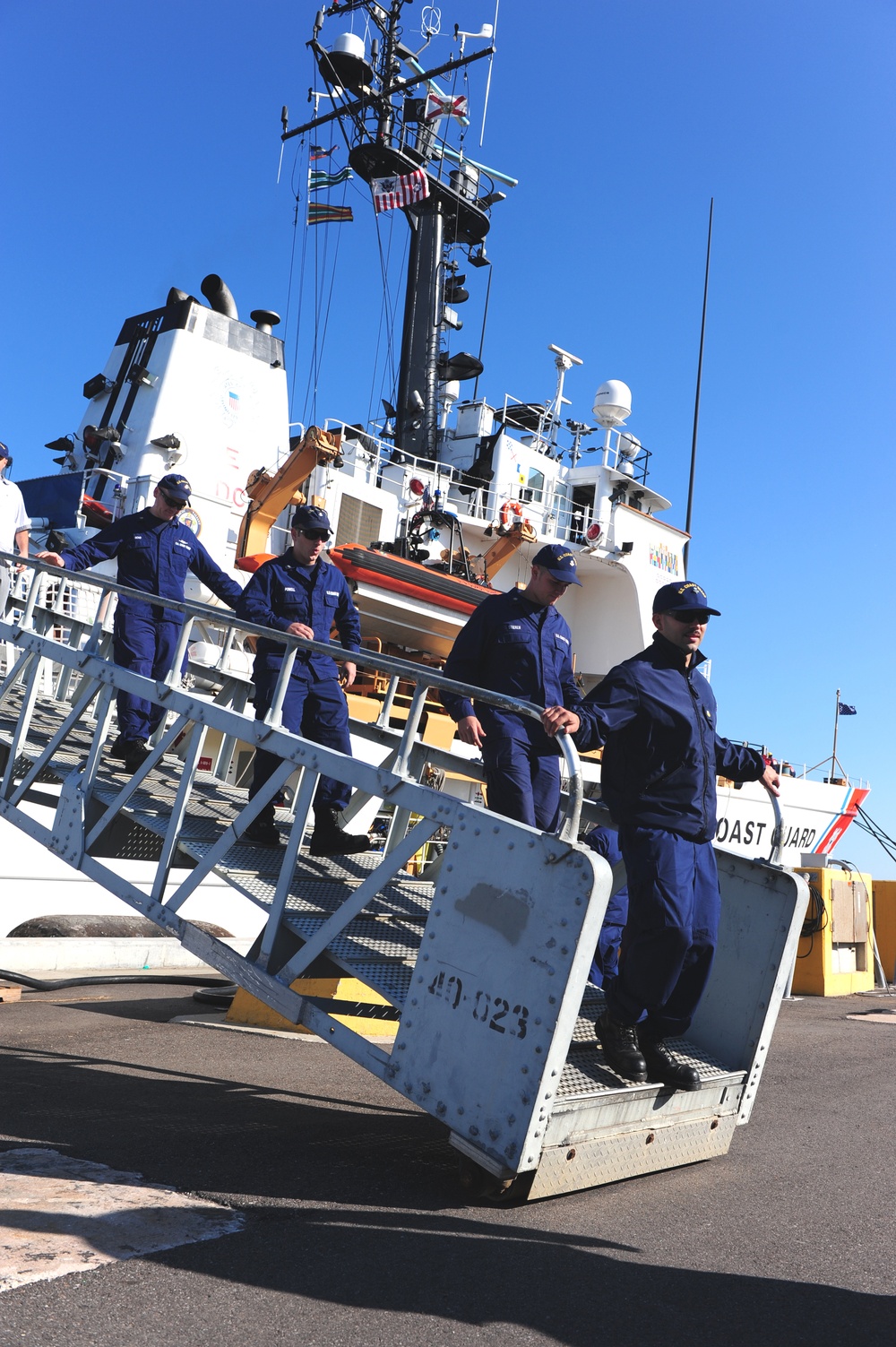 Coast Guard Cutter Valiant return to homeport