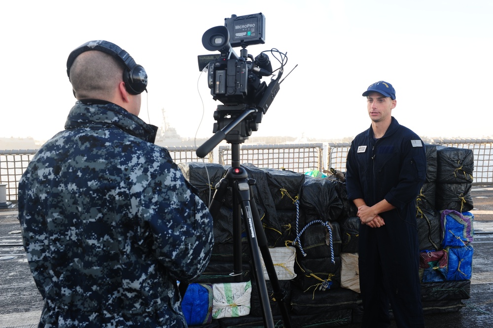 USS Carr Drug Offload