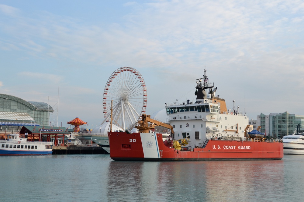 Coast Guard Cutter arrives in Chicago with Christmas trees