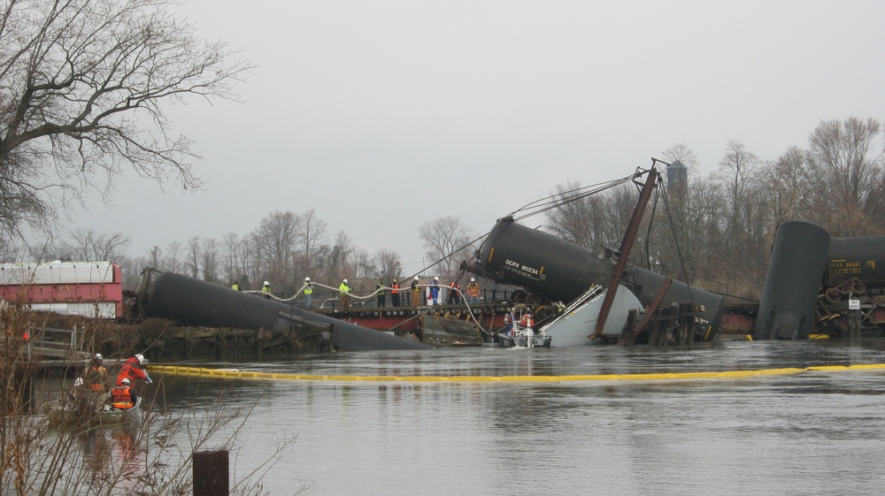 East Jefferson Street Bridge Derailment 2012
