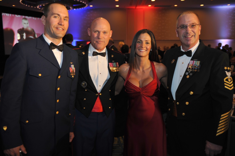 USO Special Salute Recognition Award