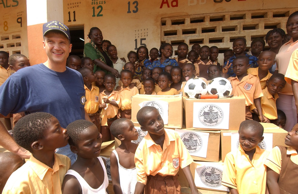 CGC BEAR IN GUINEA