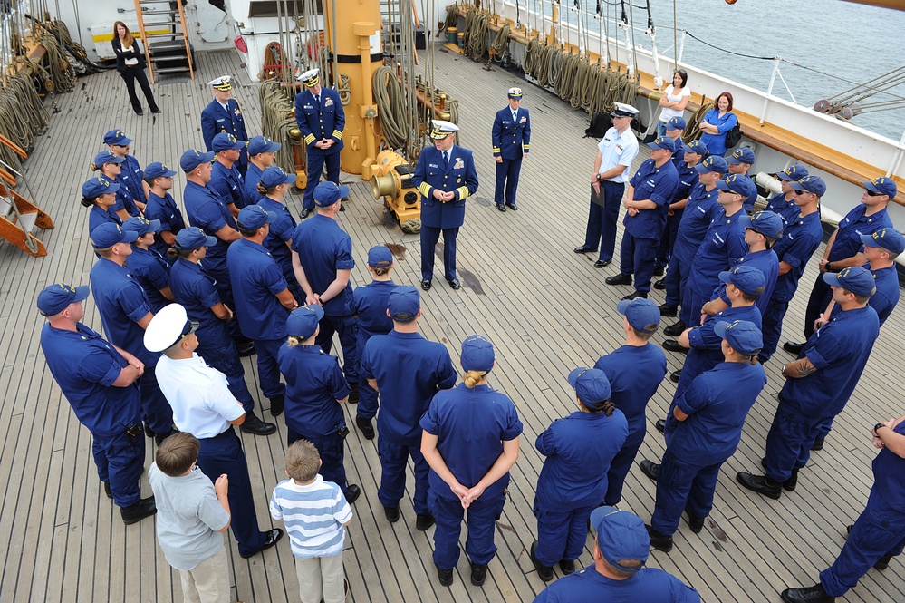 Commandant visits Coast Guard Academy, Cutter Eagle