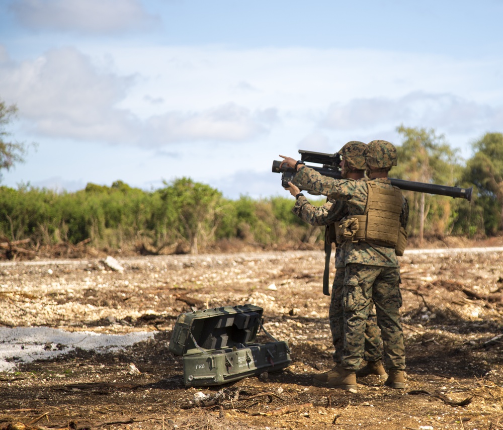 Marines, sailors perfect low-altitude air defense techniques