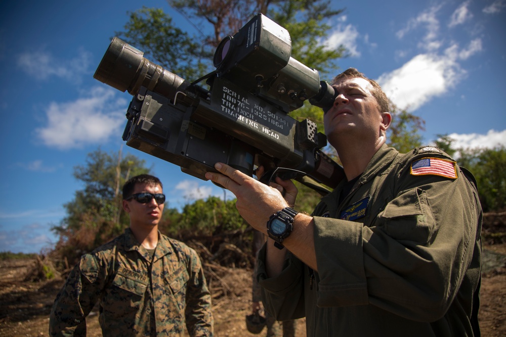 Marines, sailors perfect low-altitude air defense techniques