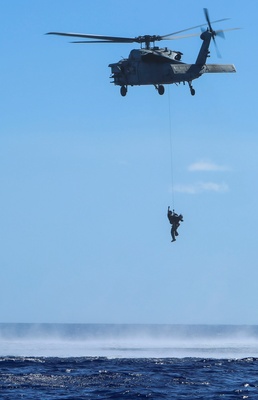 Marines, sailors perform joint Combat Search and Rescue exercise