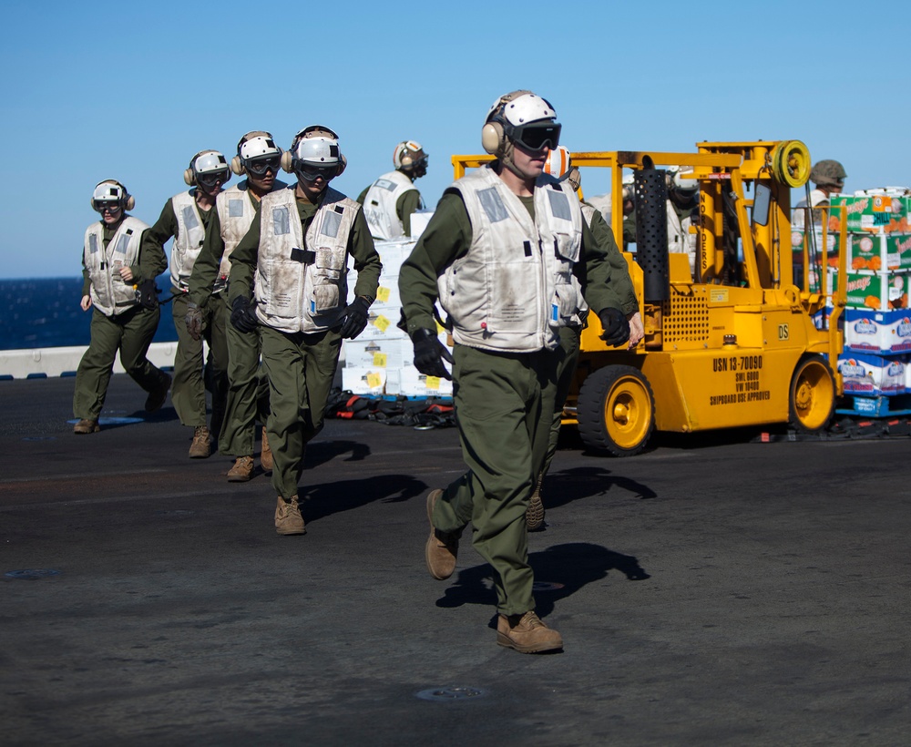 22nd MEU resupply at sea