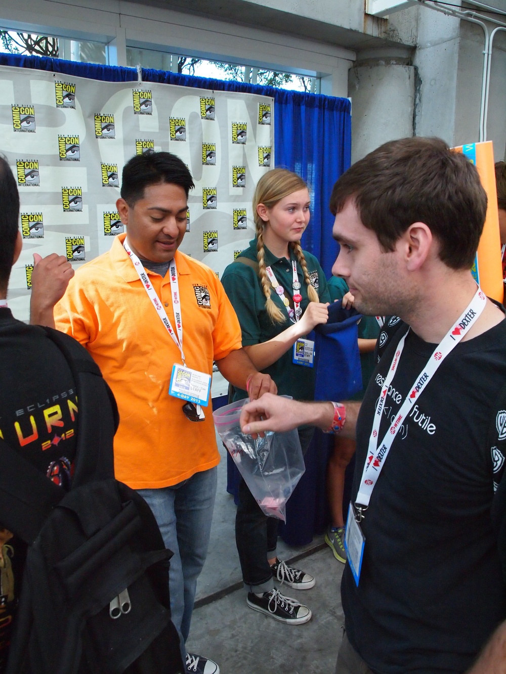 Marines volunteer at San Diego Comic-Con