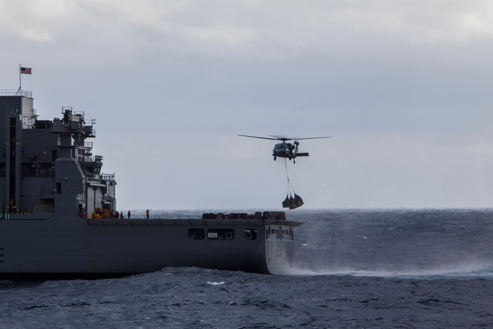 USS Mesa Verde conducts replenishment at sea during COMPTUEX