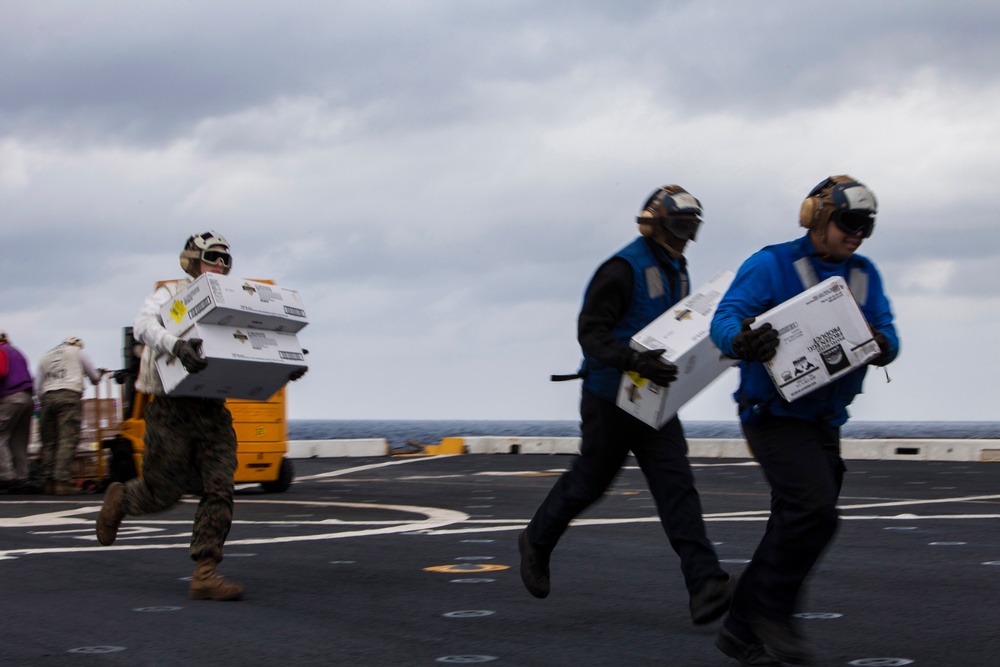 USS Mesa Verde conducts replenishment at sea during COMPTUEX