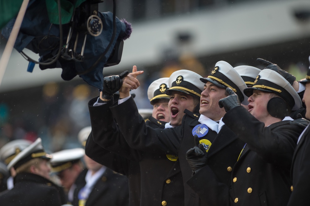 Navy tops Army to extend streak to 12