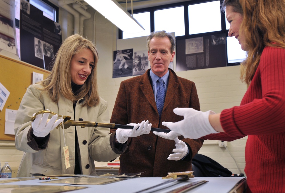 Nationals execs tour National Museum of the US Navy