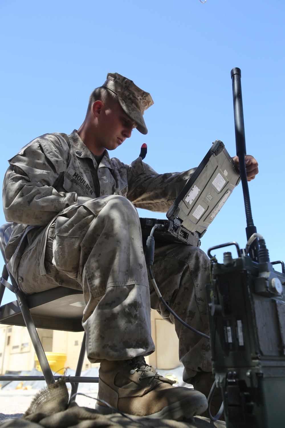Communication, Data Marines work together to gain service during ITX