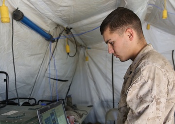 Communication, Data Marines work together to gain service during ITX