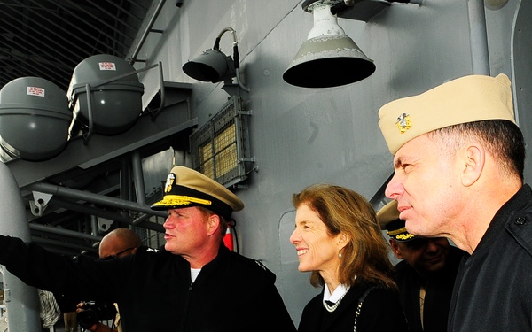 Ambassador Kennedy visits Fleet Activities Yokosuka