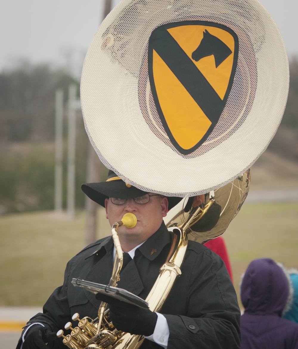 1st Cavlary Division Band leads Children's Christmas Parade