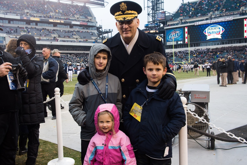 Army Chief of Staff attends 114th Army-Navy Game