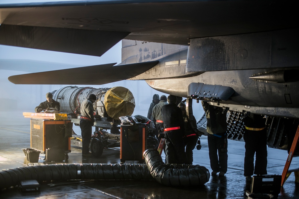 ‘Weather’ day or night, MXG airmen ensure Strike Eagles are flight ready