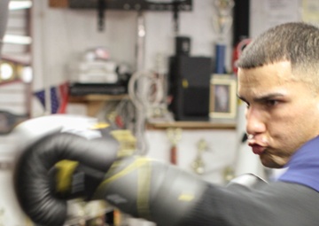 Marine boxer strong contender to go pro