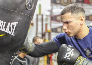 Marine boxer strong contender to go pro