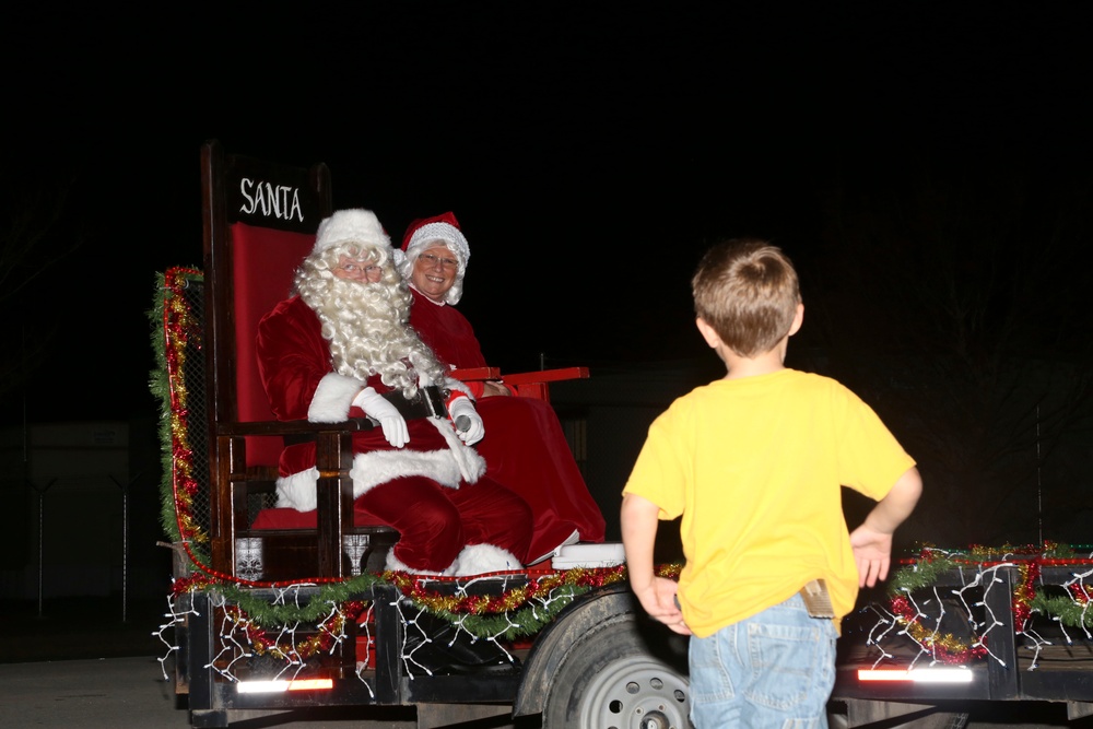 Santa visits New River residents