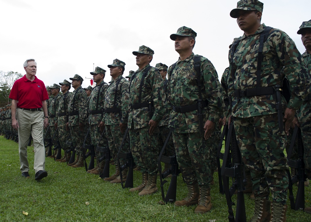 Secretary of the Navy visits San Luis Carpizo Training Facility