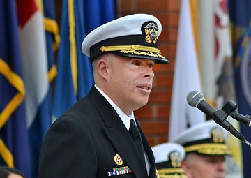SPAWAR Systems Center Pacific holds change of command ceremony