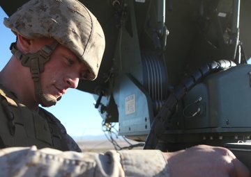 CLR-1 Marines keep communication flowing during Steel Knight