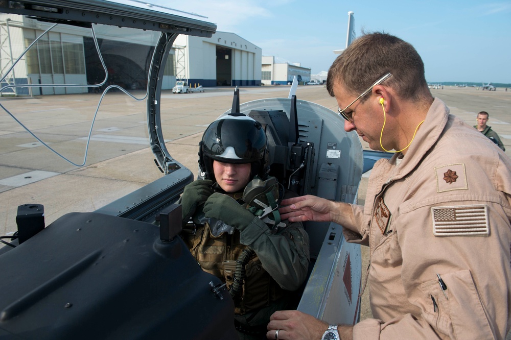 Midshipmen T6 flight day