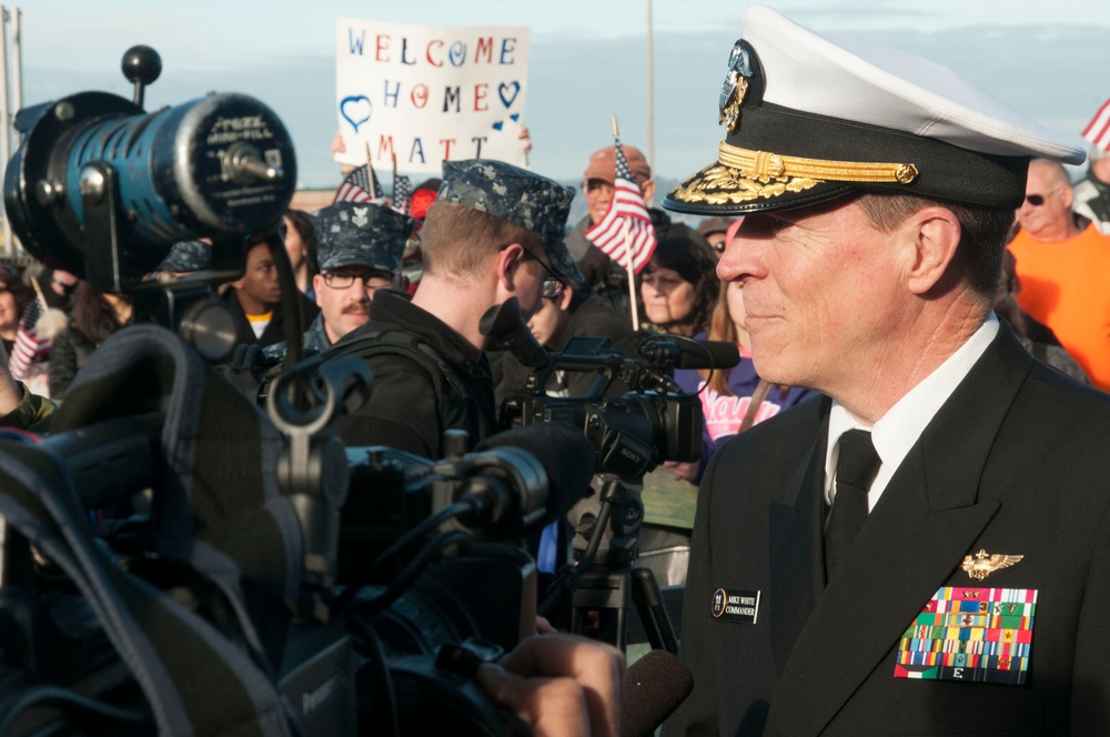 USS Nimitz homecoming