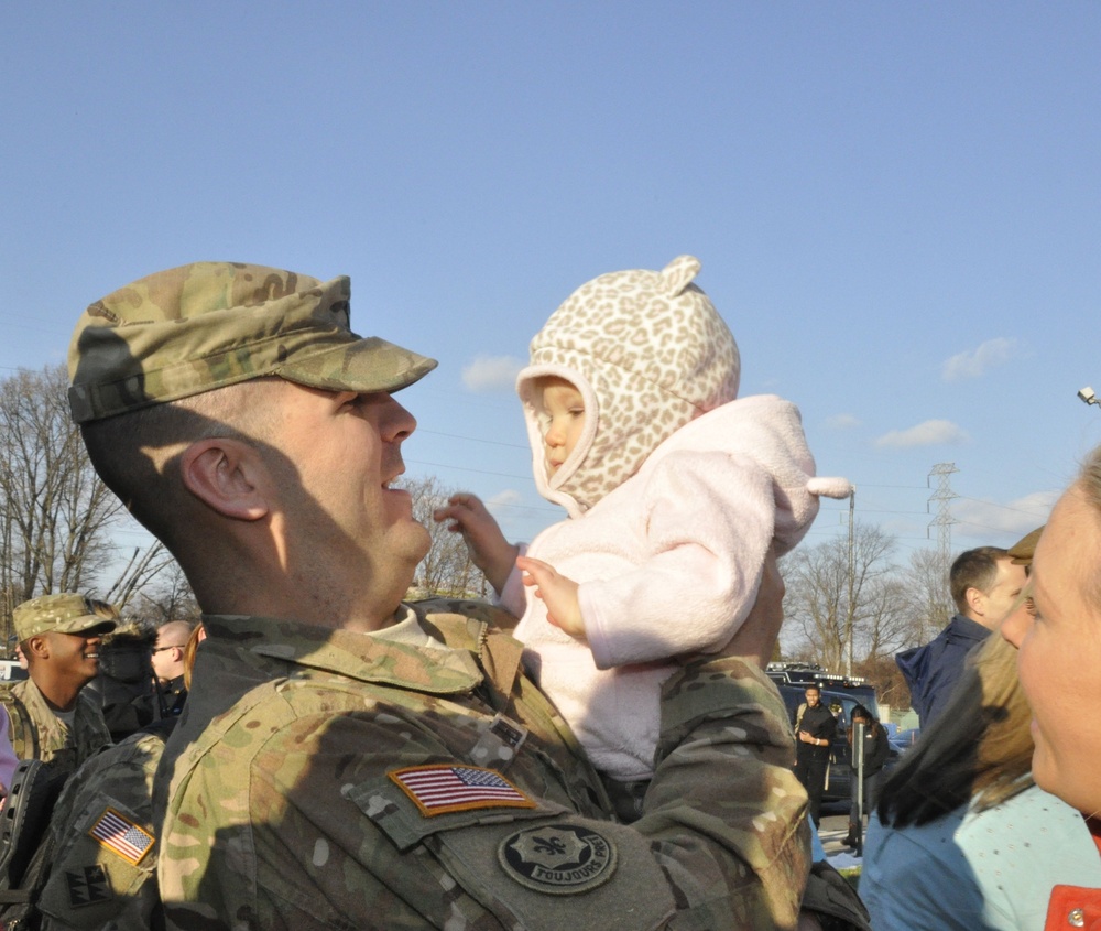 Welcome home 198th Expeditionary Signal Battalion, Advance Party Welcome home 198th Expeditionary Signal Battalion, Advance Party