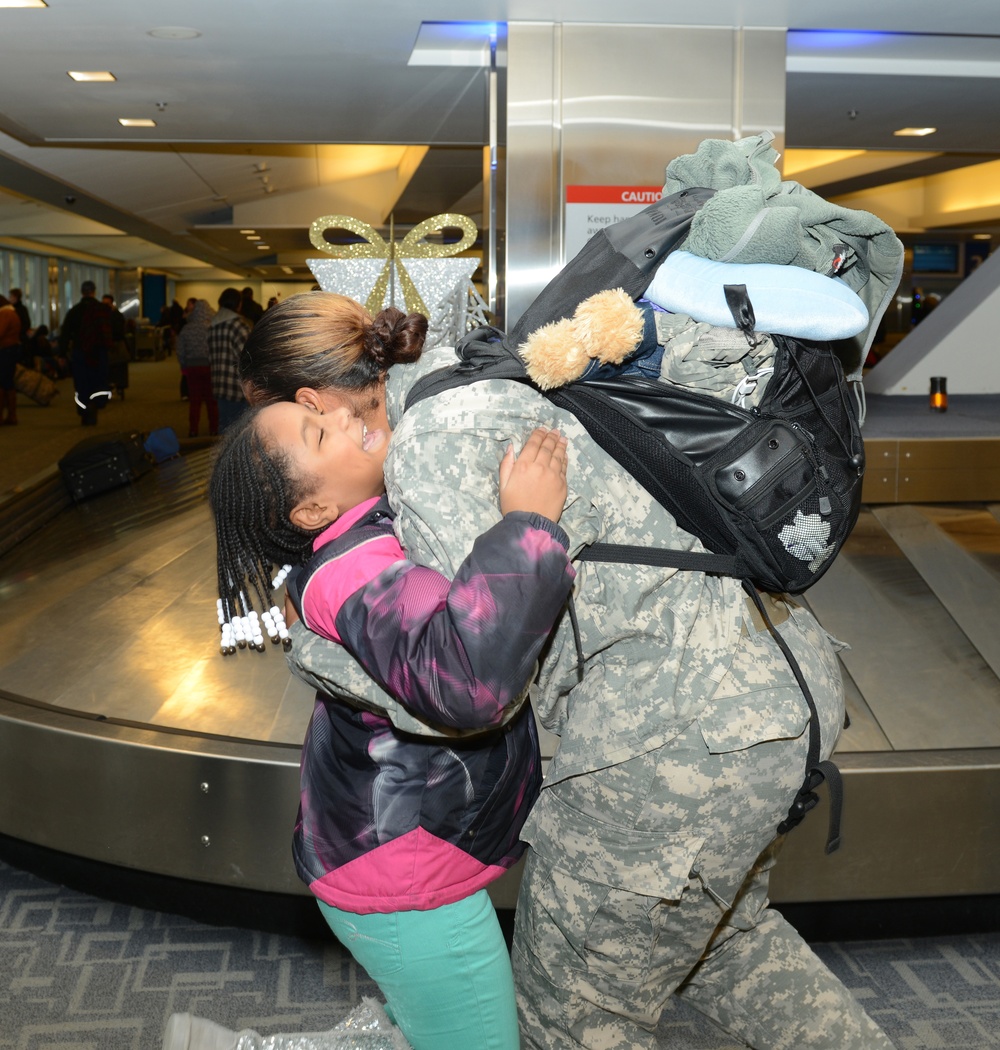 Michigan Army National Guard soldiers return from Guantanamo Bay deployment