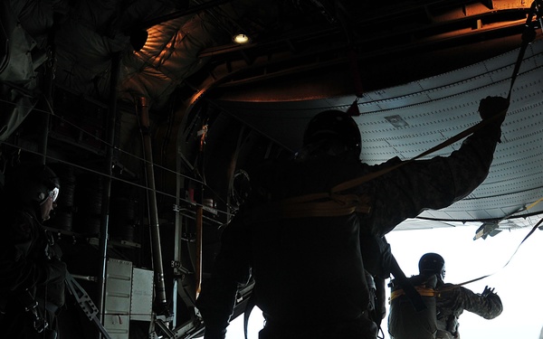 NC Guard Green Berets train through air and water in Key West