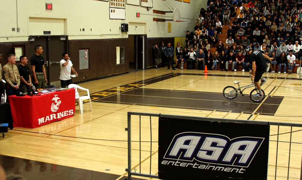 RS San Diego recruiters drop in on ASA 2013 High School Tour