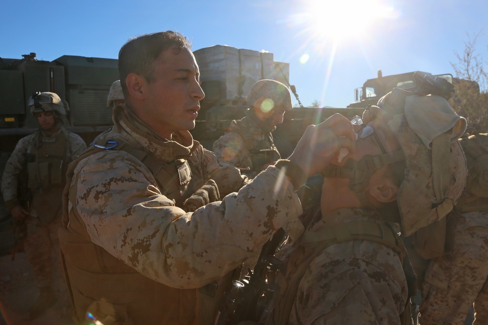 CLB-5 Marines provide logistical support during Exercise Steel Knight 2014