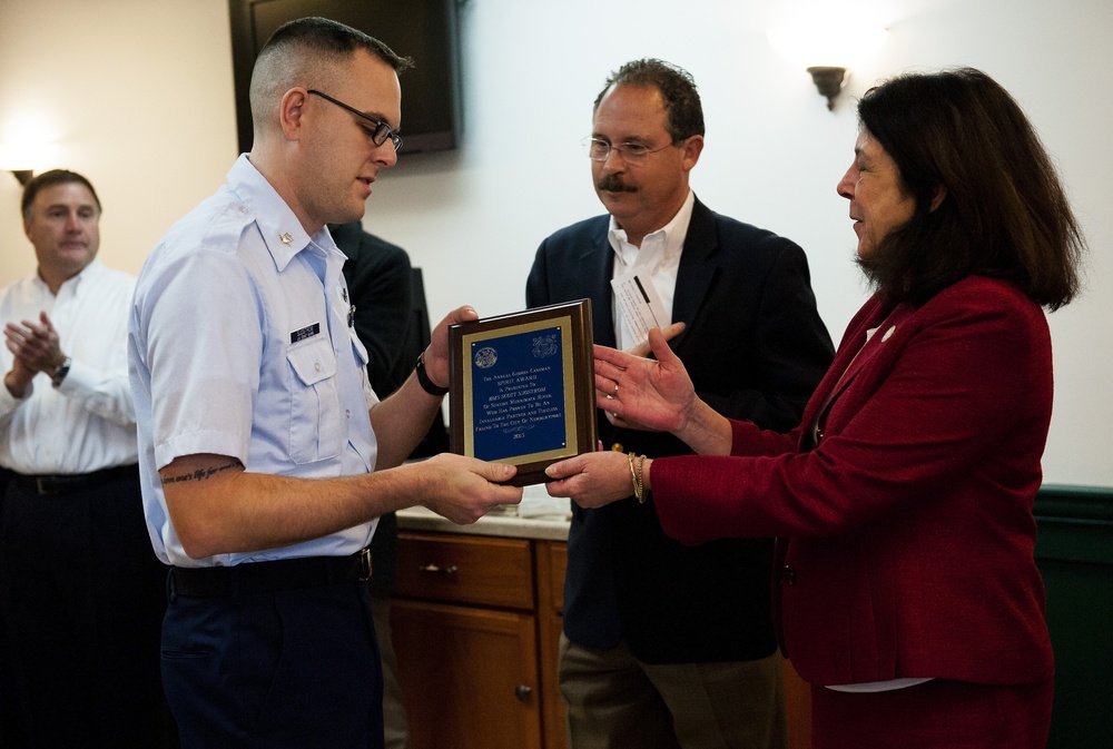 Coast Guardsman receives George Cashman Award