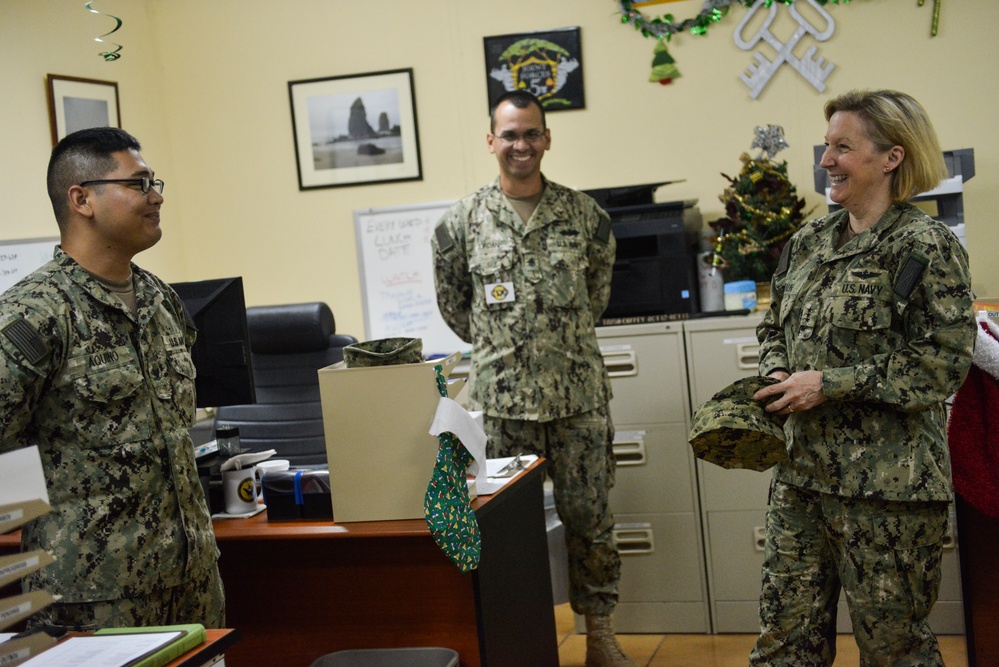 Chief of Navy Reserve visits Djibouti