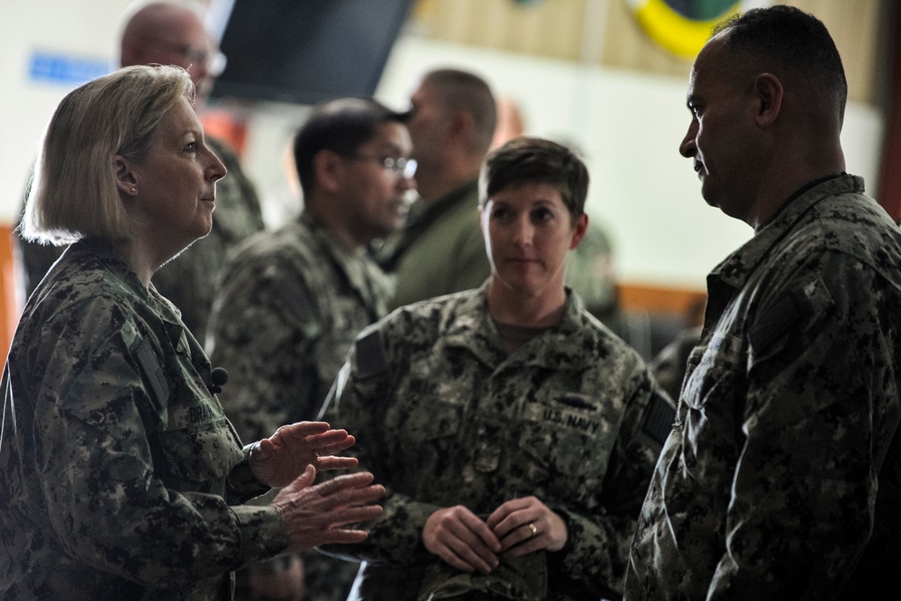 Chief of Navy Reserve visits Djibouti