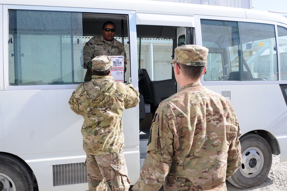 82nd SB-CMRE troops pick up holiday packages in Afghanistan