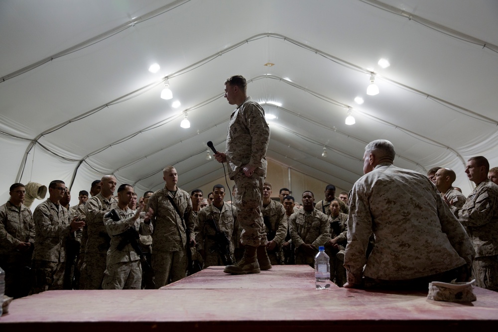 CMC Visits RC(SW) for Christmas CMC Visits RC(SW) for Christmas