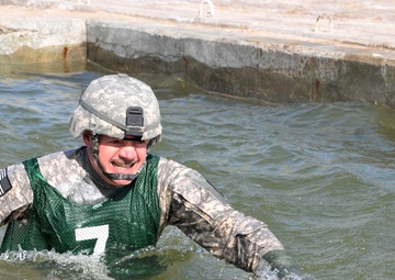 Eight teams, two countries, one course